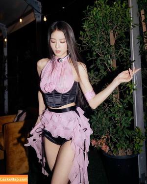 Jisoo photo #0255