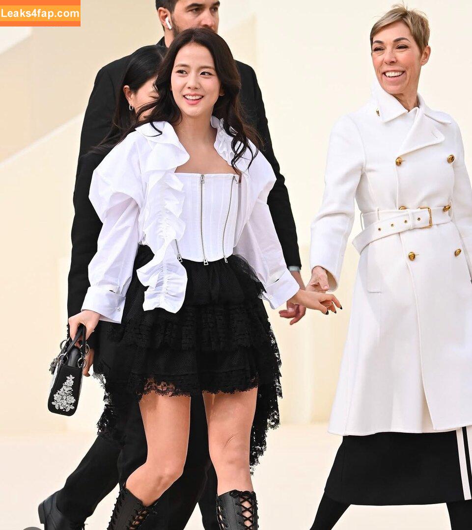 Jisoo / BLACKPINK / qenshizu / sooyaaa__ leaked photo photo #1033
