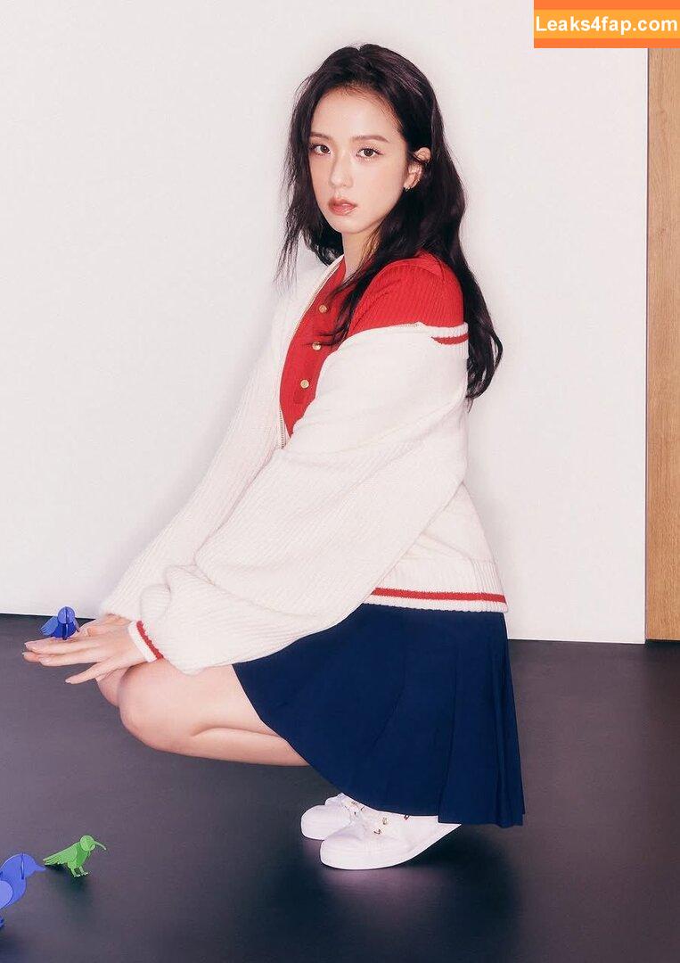 Jisoo / BLACKPINK / qenshizu / sooyaaa__ leaked photo photo #1073