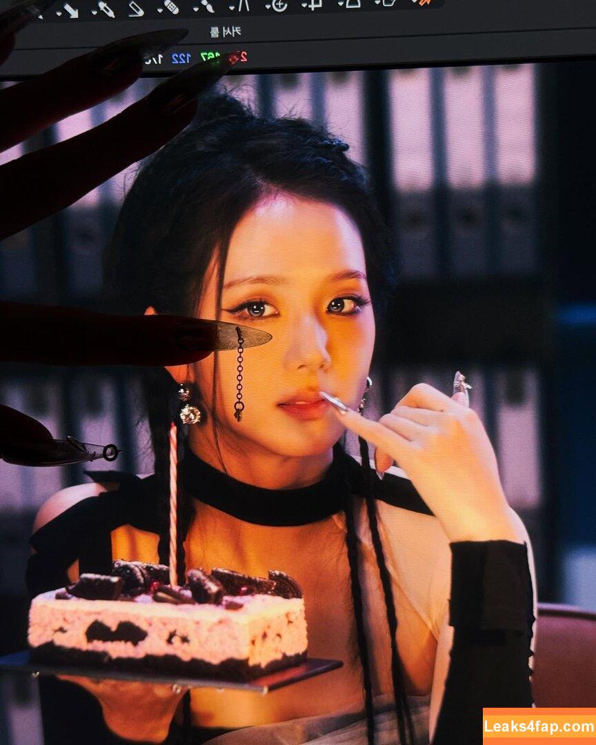 Jisoo / BLACKPINK / qenshizu / sooyaaa__ leaked photo photo #1088