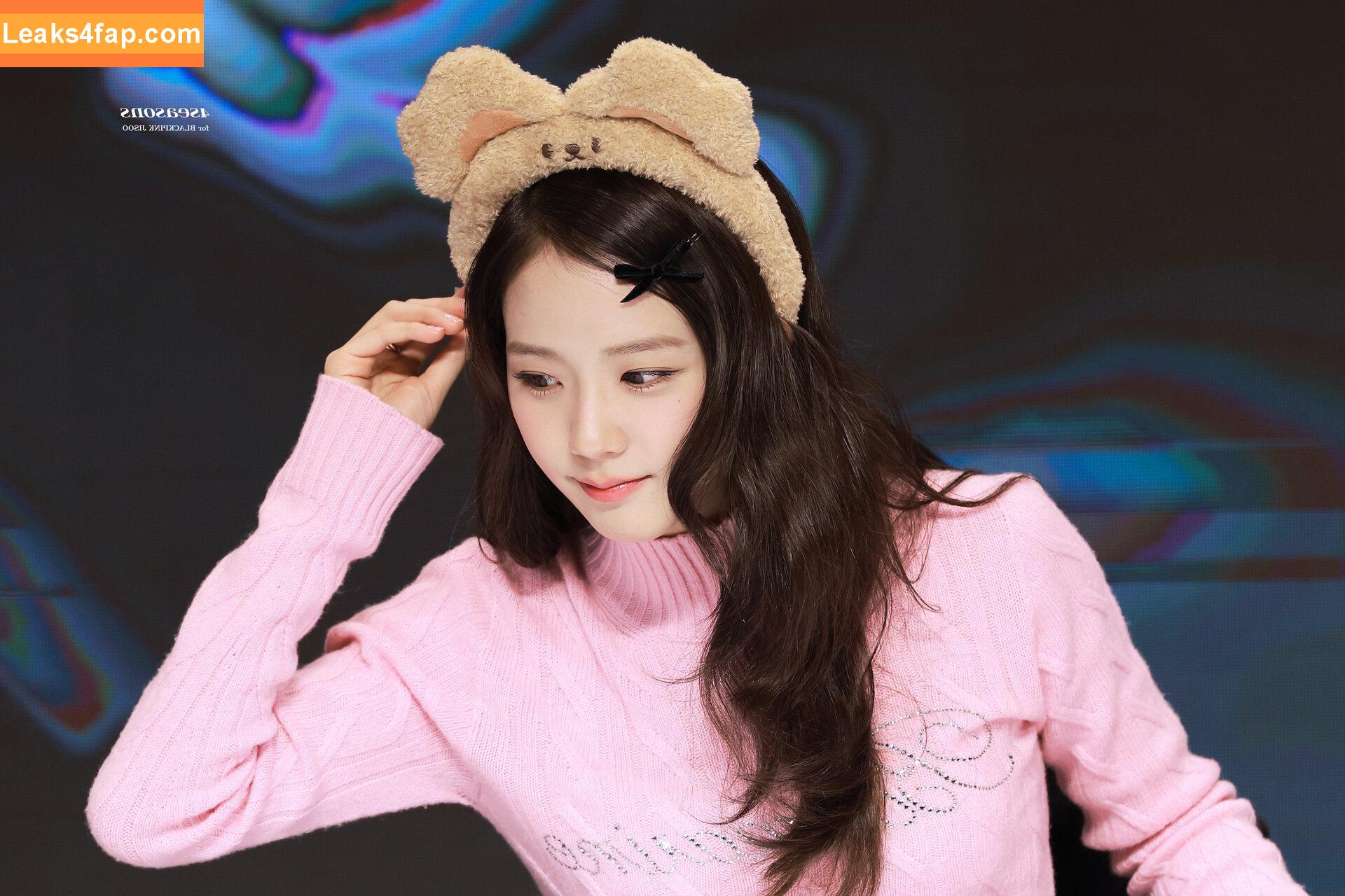 Jisoo / BLACKPINK / qenshizu / sooyaaa__ leaked photo photo #1098