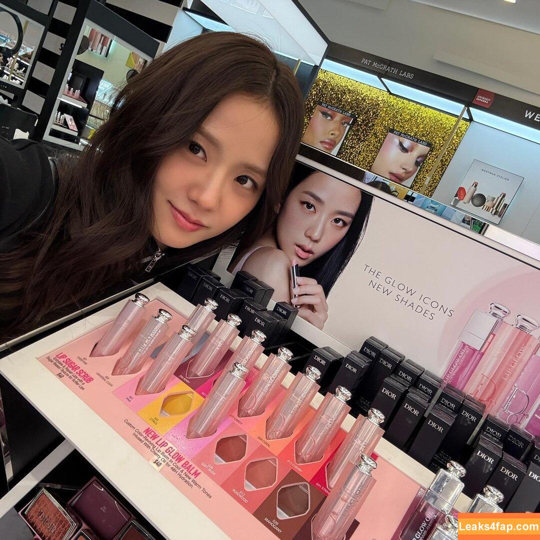 Jisoo / BLACKPINK / qenshizu / sooyaaa__ leaked photo photo #1104
