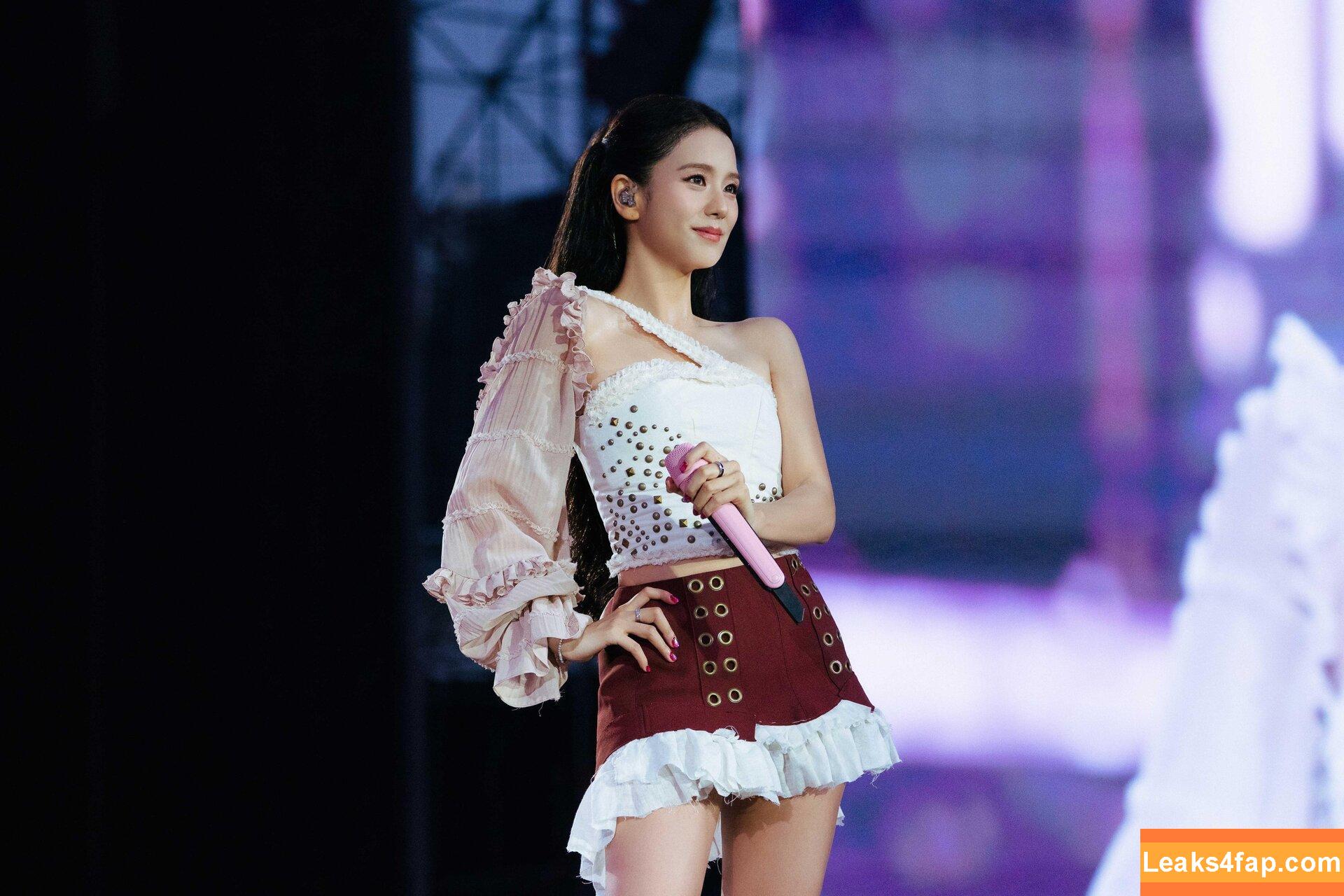 Jisoo / BLACKPINK / qenshizu / sooyaaa__ leaked photo photo #1108