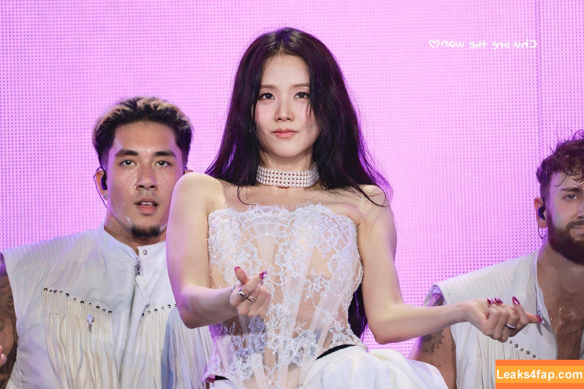 Jisoo / BLACKPINK / qenshizu / sooyaaa__ leaked photo photo #1116