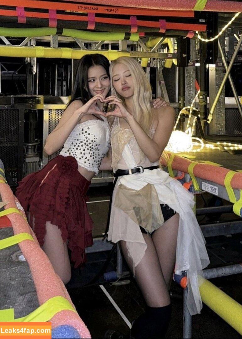 Jisoo / BLACKPINK / qenshizu / sooyaaa__ leaked photo photo #1219