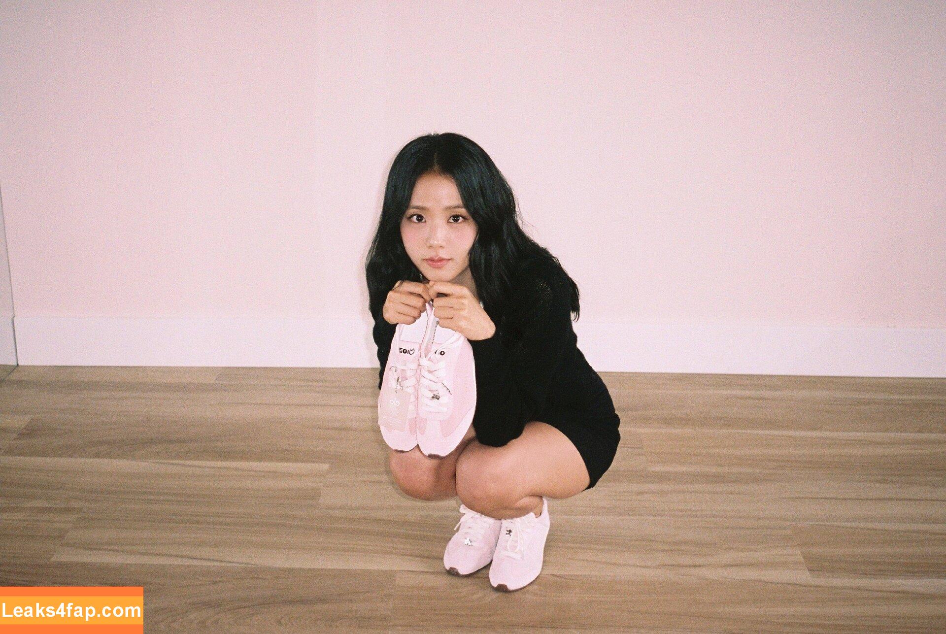 Jisoo / BLACKPINK / qenshizu / sooyaaa__ слитое фото фото #1237