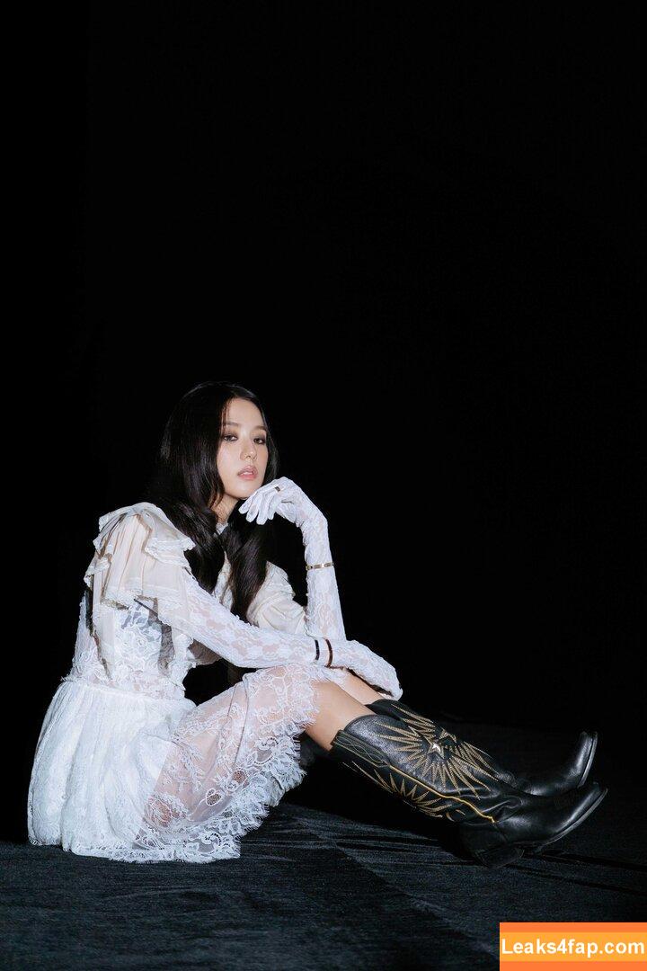 Jisoo / BLACKPINK / qenshizu / sooyaaa__ слитое фото фото #1250
