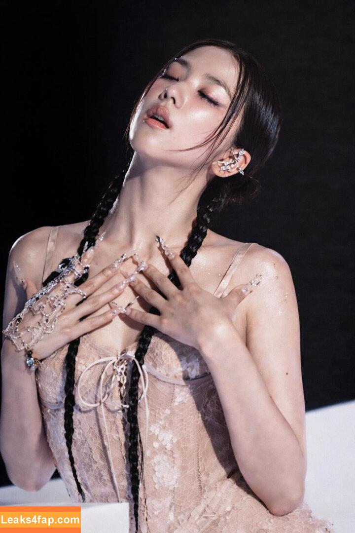 Jisoo / BLACKPINK / qenshizu / sooyaaa__ слитое фото фото #1329