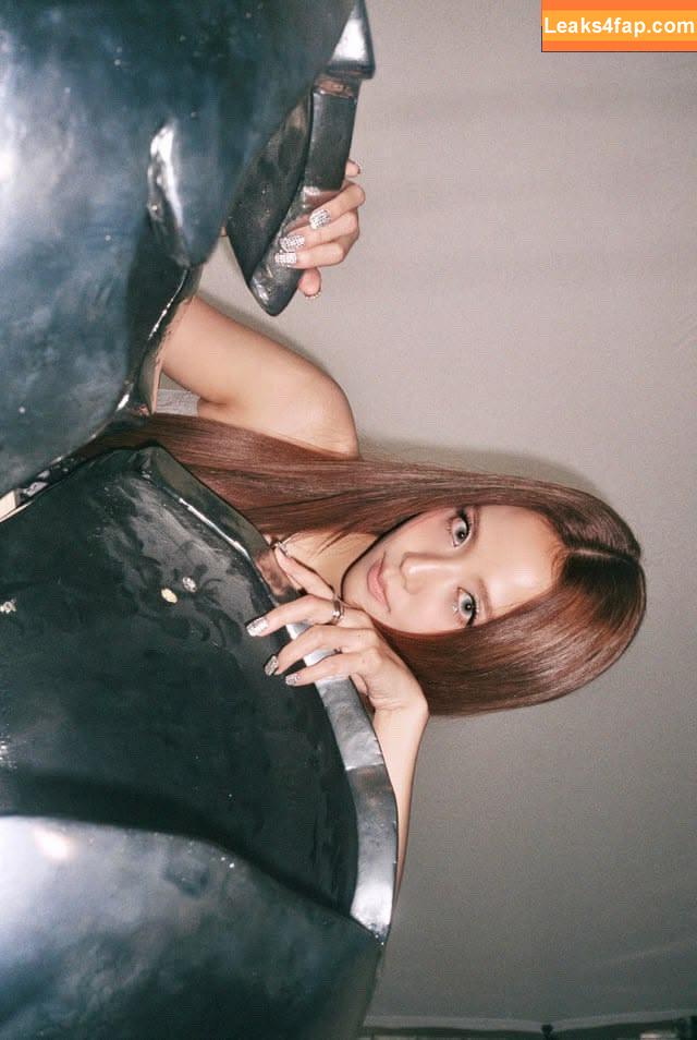 Jisoo / BLACKPINK / qenshizu / sooyaaa__ слитое фото фото #1332