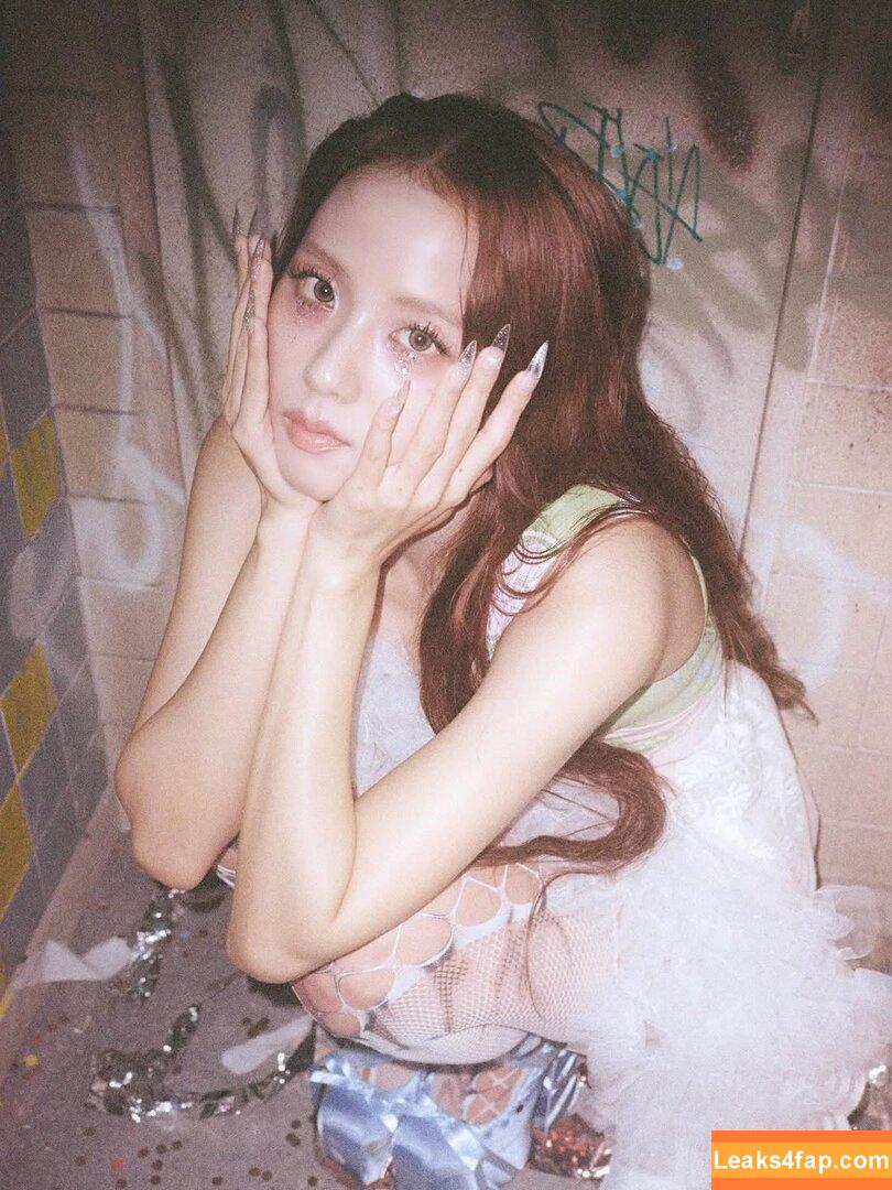 Jisoo / BLACKPINK / qenshizu / sooyaaa__ слитое фото фото #1343