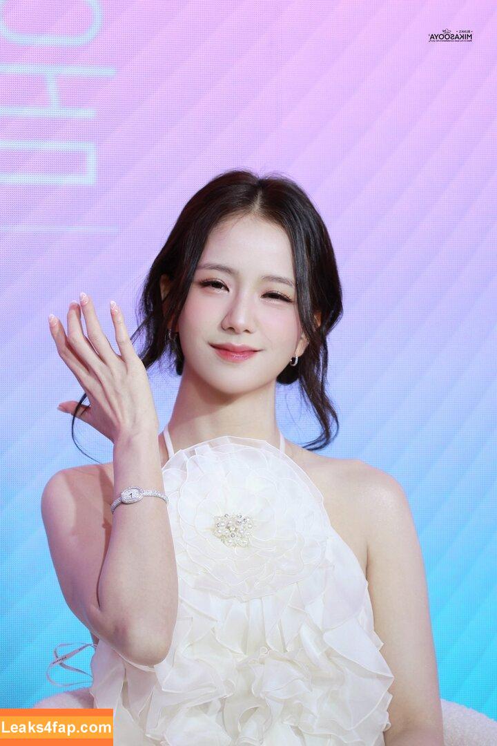 Jisoo / BLACKPINK / qenshizu / sooyaaa__ leaked photo photo #1355