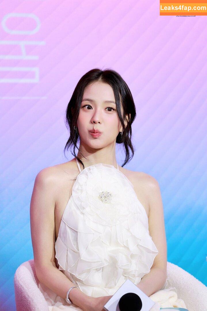 Jisoo / BLACKPINK / qenshizu / sooyaaa__ leaked photo photo #1360