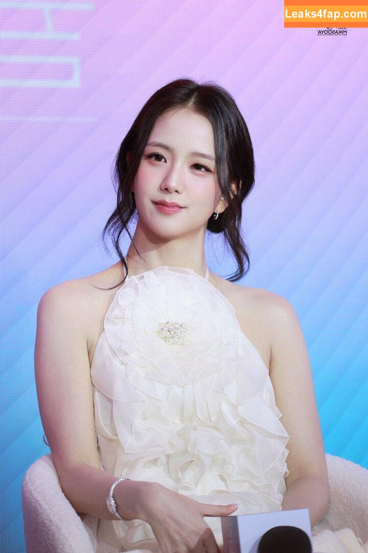 Jisoo / BLACKPINK / qenshizu / sooyaaa__ leaked photo photo #1369