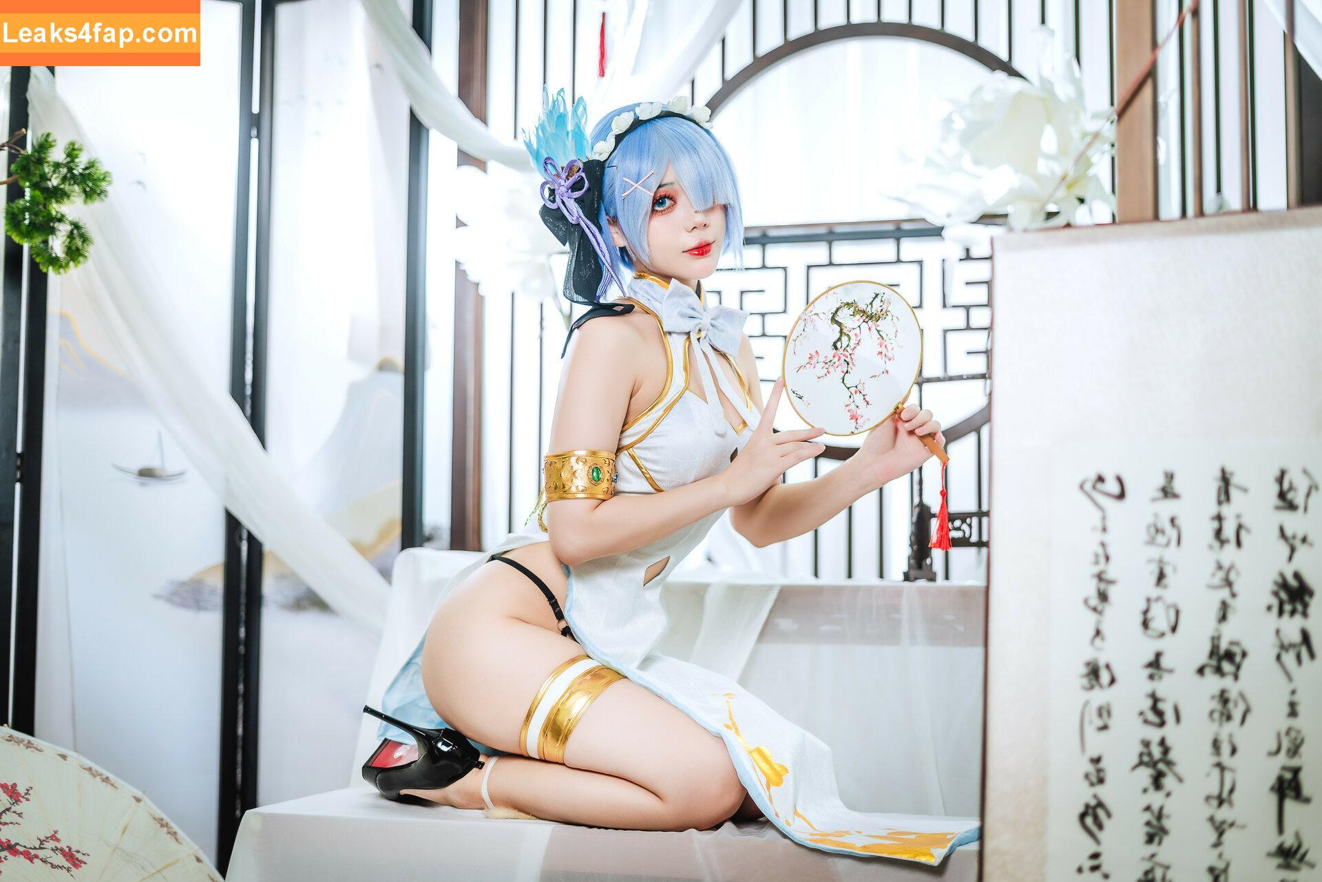 Jiu Yan / Ah Jiu / ajiuconbugugu / nine words 九言 / xinyi.weng leaked photo photo #0374