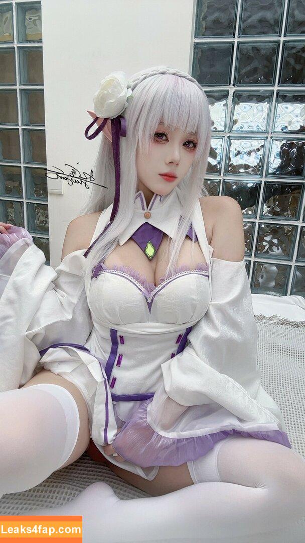 Jiu Yan / Ah Jiu / ajiuconbugugu / nine words 九言 / xinyi.weng leaked photo photo #0474