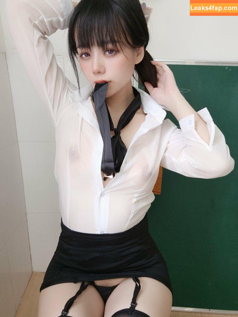 Jiu Yan / Ah Jiu / ajiuconbugugu / nine words 九言 / xinyi.weng leaked photo photo #0660