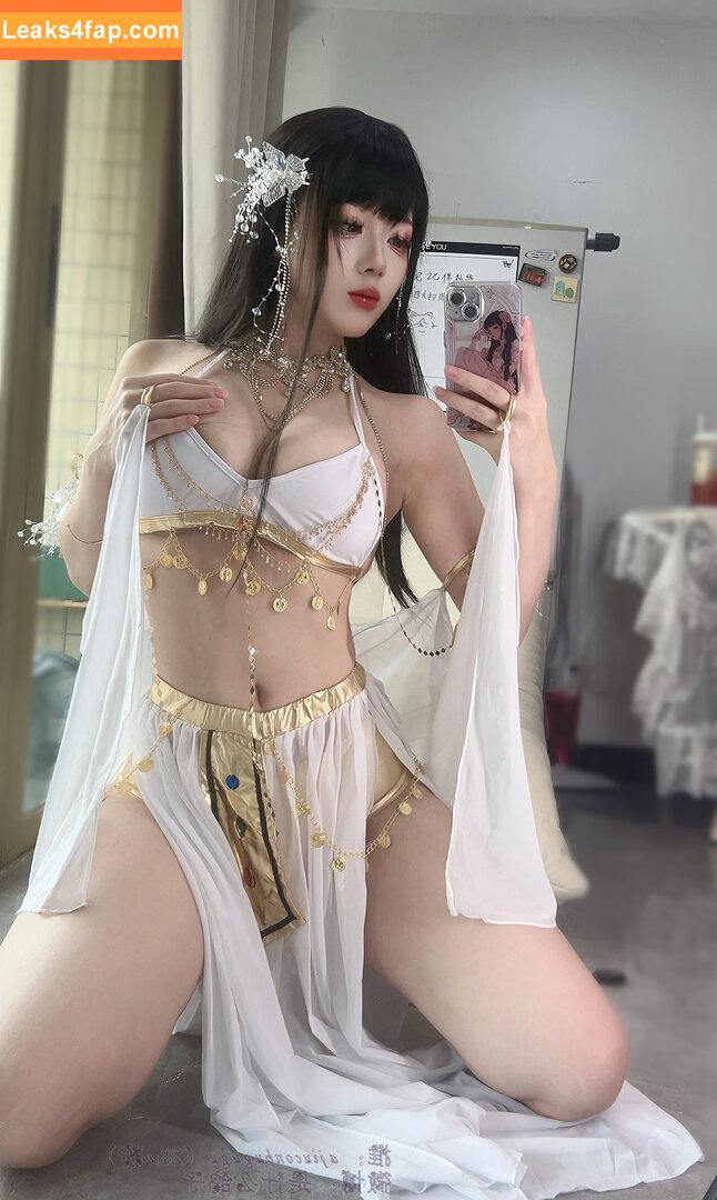 Jiu Yan / Ah Jiu / ajiuconbugugu / nine words 九言 / xinyi.weng leaked photo photo #0737