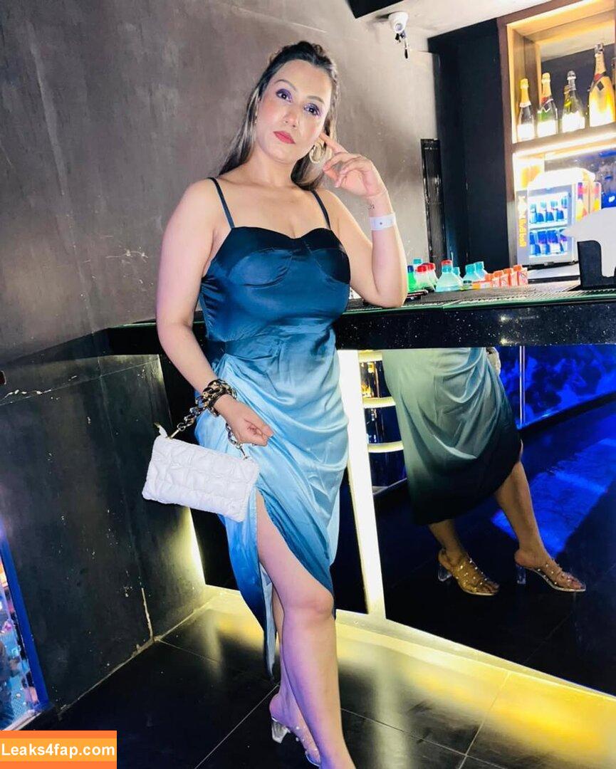 Jiya Popat / jiya_love_199 leaked photo photo #0017
