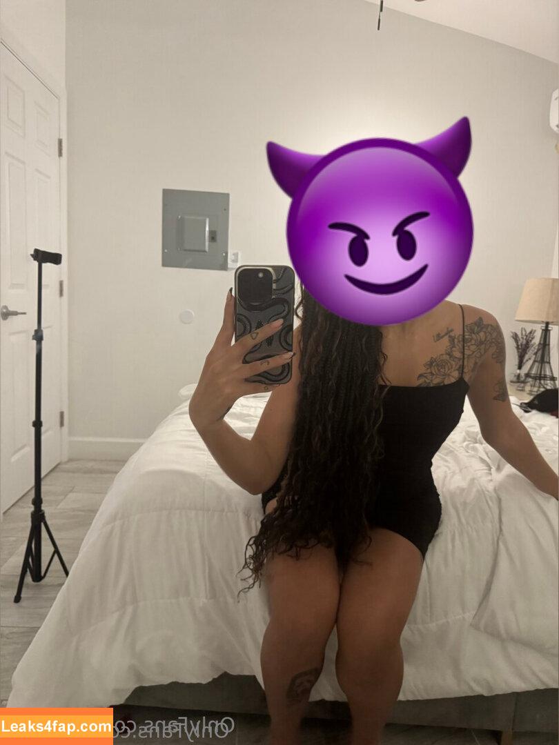 jizzyjasi / jizzy__jas leaked photo photo #0017