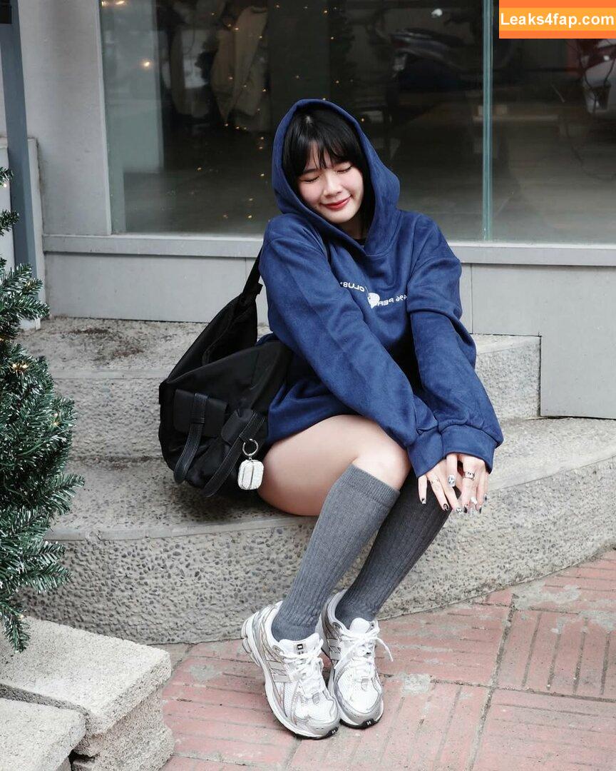 jjryhs / jade nguyen leaked photo photo #0005