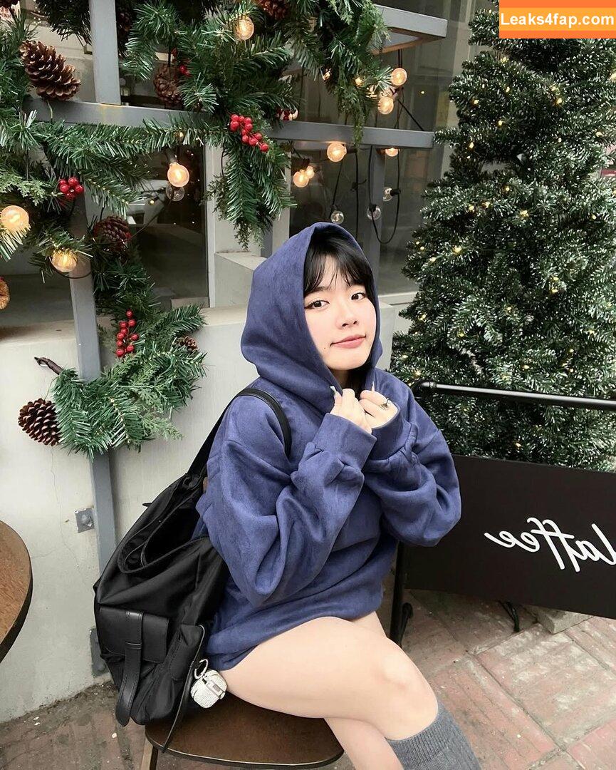 jjryhs / jade nguyen leaked photo photo #0011