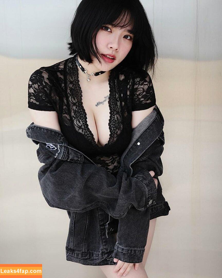 jjryhs / jade nguyen leaked photo photo #0024