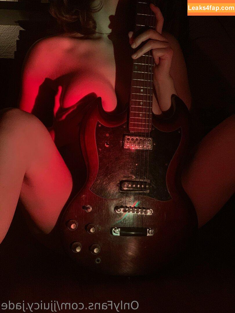 jjuicy.jade / lolosavo leaked photo photo #0008
