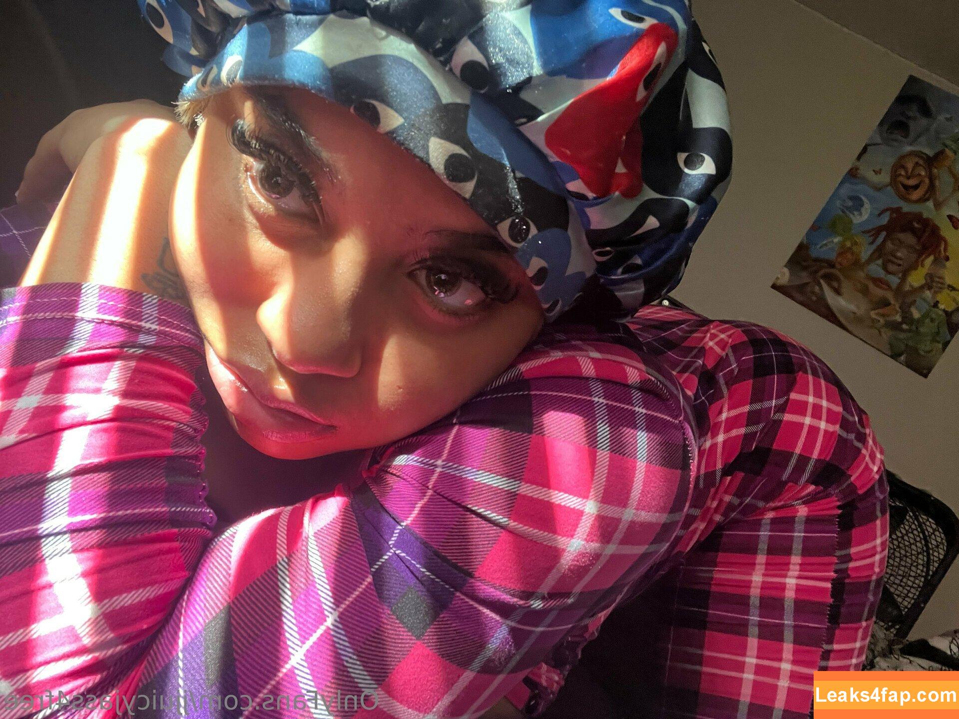 jjuicyjaz4free /  leaked photo photo #0007