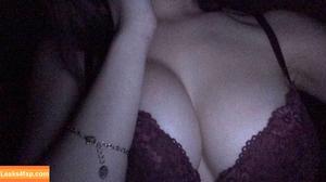 jmenbatslsboobs photo #0013