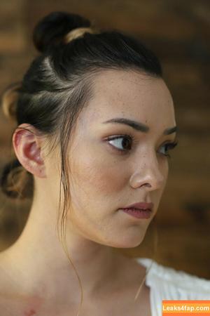 Joanie Brosas photo #0004