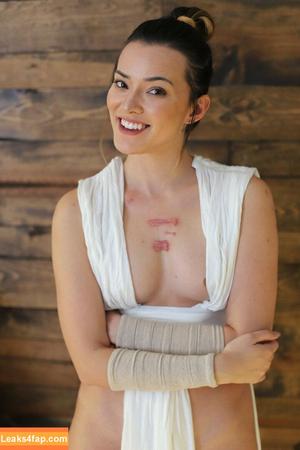 Joanie Brosas photo #0069