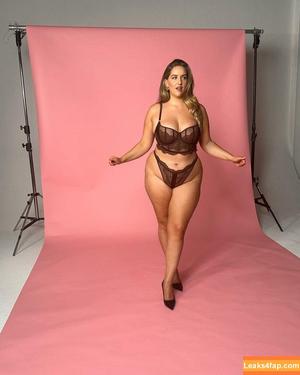 Joann Van Den Herik фото #0014