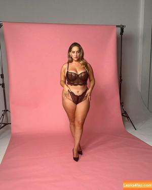 Joann Van Den Herik фото #0016