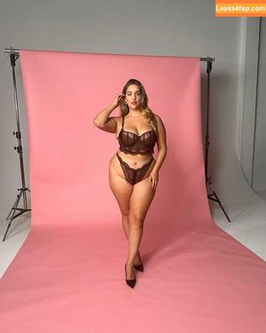 Joann Van Den Herik фото #0017