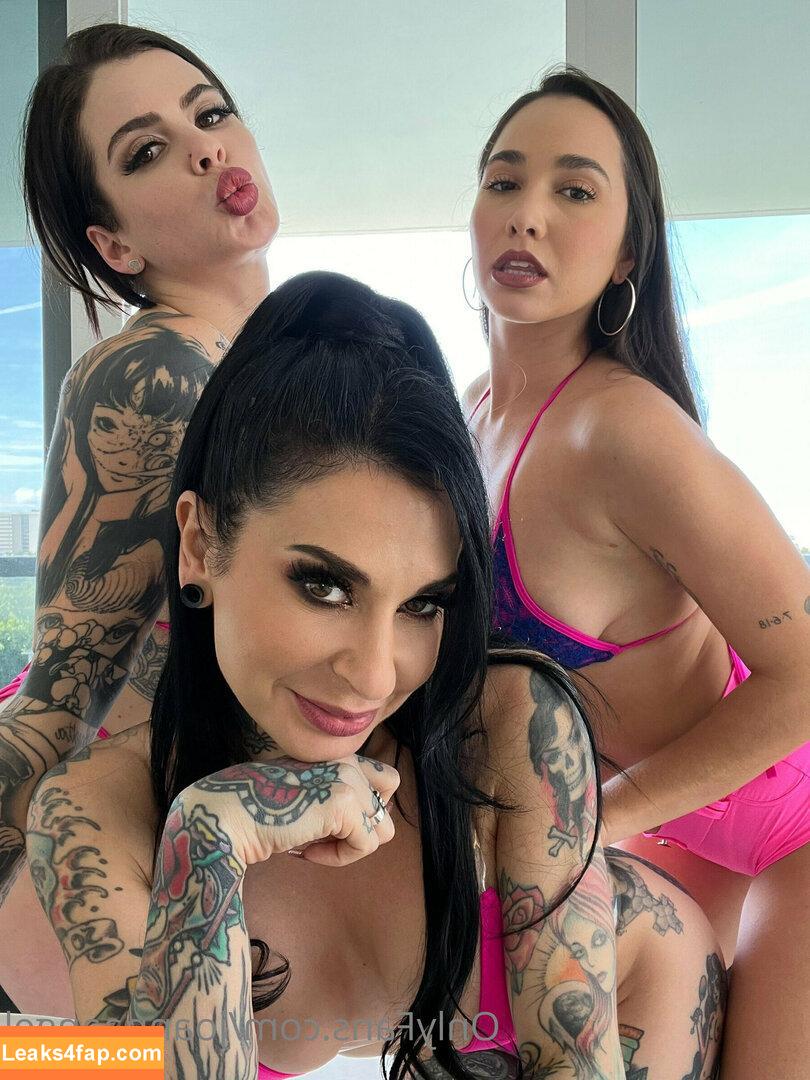 Joanna Angel / https: / joannaangel leaked photo photo #0517