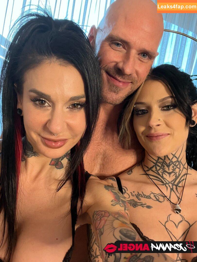 Joanna Angel / https: / joannaangel leaked photo photo #0960