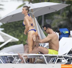 Joanna Krupa photo #0309