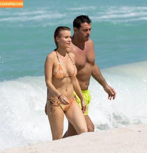 Joanna Krupa photo #0382