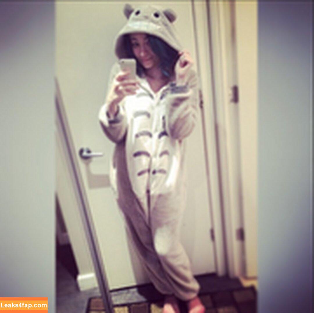 Jodelle Ferland / jodellemicah leaked photo photo #0053