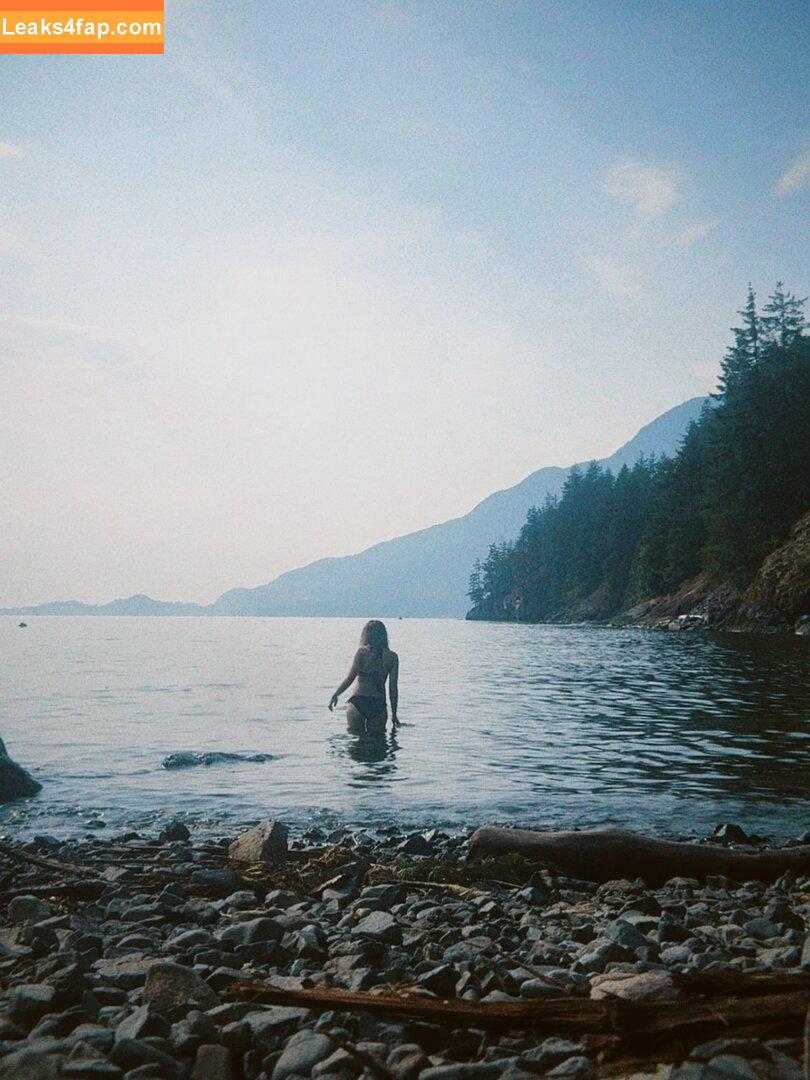 Jodelle Ferland / jodellemicah leaked photo photo #0071