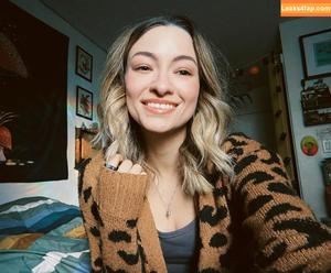 Jodelle Ferland photo #0069