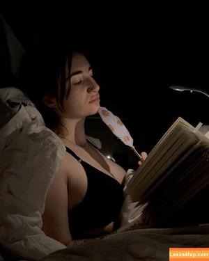 Jodie Calussi photo #0052