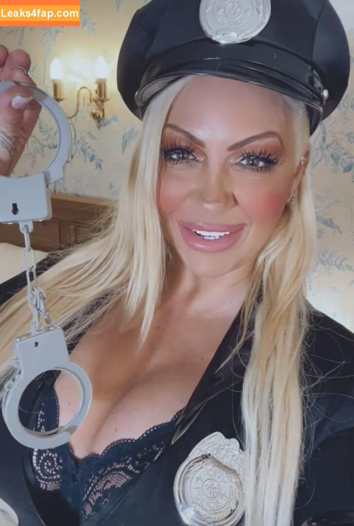 Jodie Marsh / itzjodiemarsh / jodiemarsh / jodiemarshtv leaked photo photo #0210