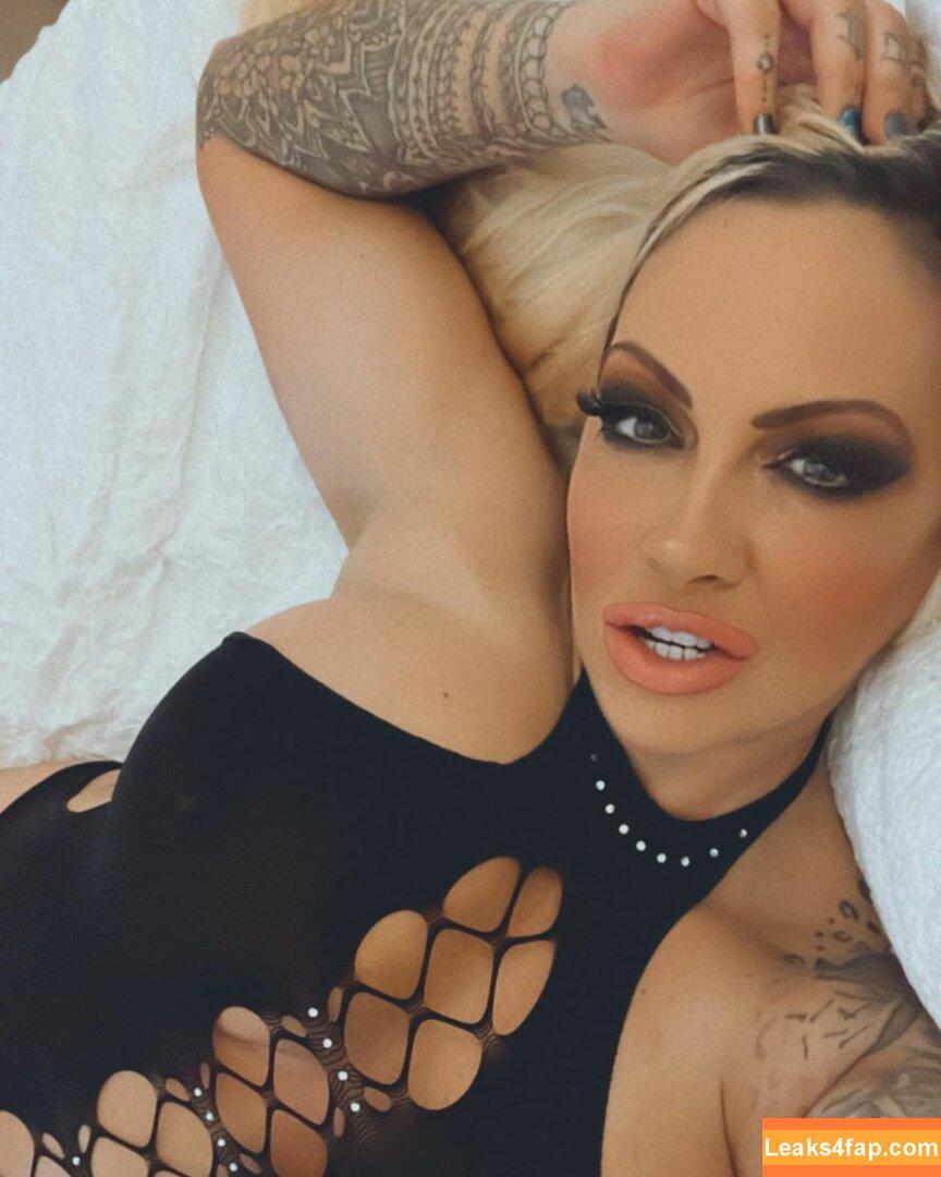 Jodie Marsh / itzjodiemarsh / jodiemarsh / jodiemarshtv leaked photo photo #0211