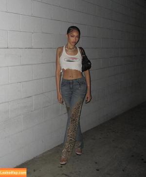 Jodie Woods photo #0098