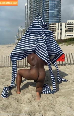 jodymuscle photo #0023