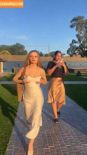 Joey King photo #0140