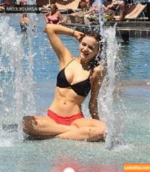 Joey King photo #0259