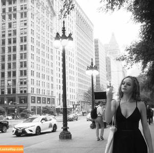 Joey King photo #0390