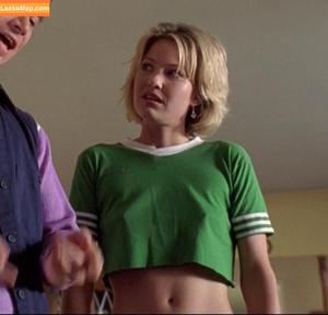 Joey Lauren Adams photo #0012